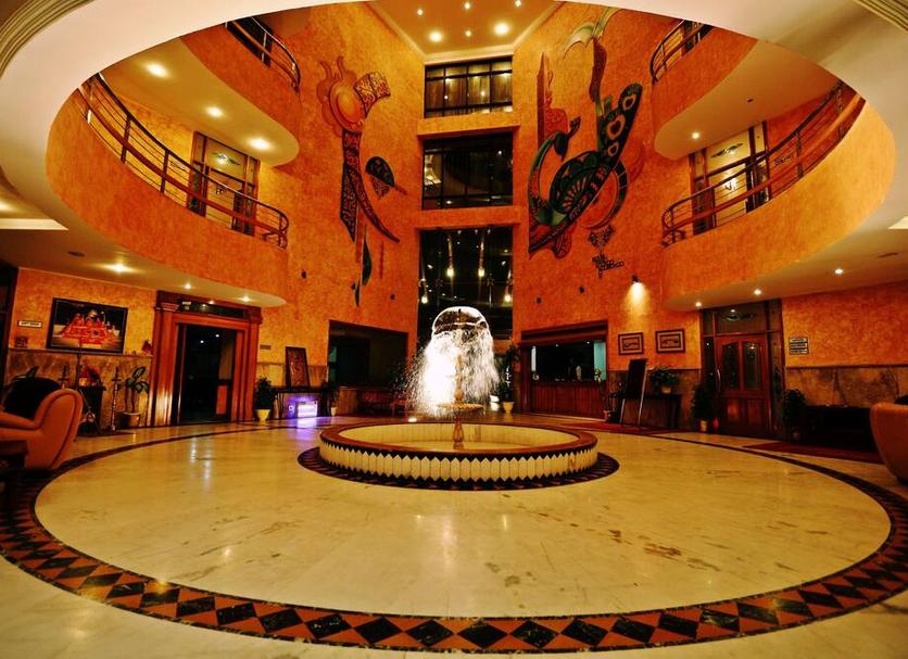 Hall Foto