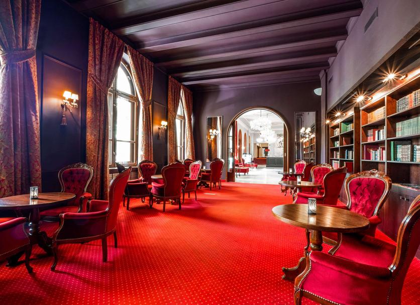 Hall Foto