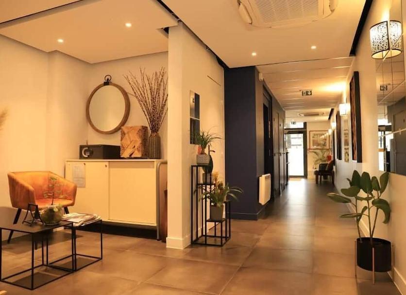 Hall Foto