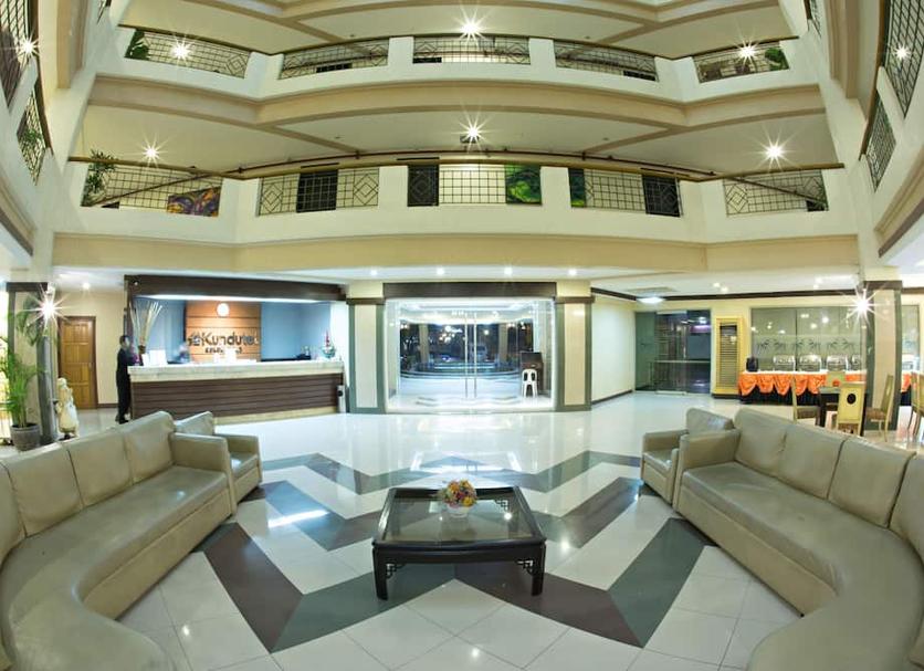 Hall Foto