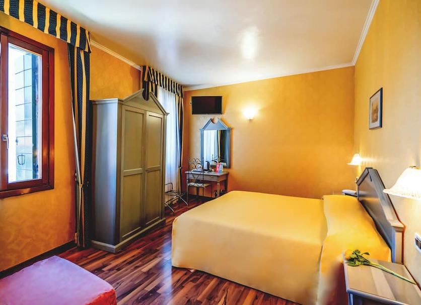 Quarto Foto