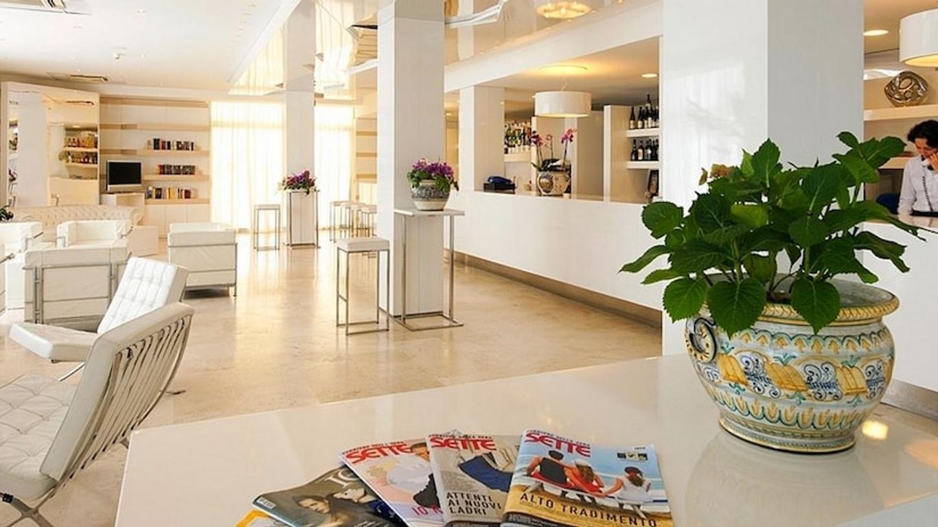 Hotel Excelsior