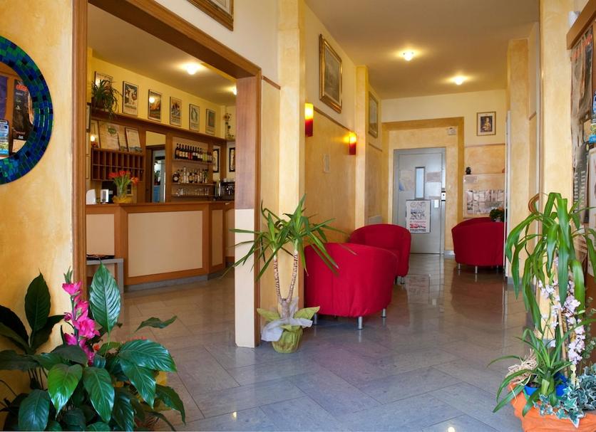 Hall Foto