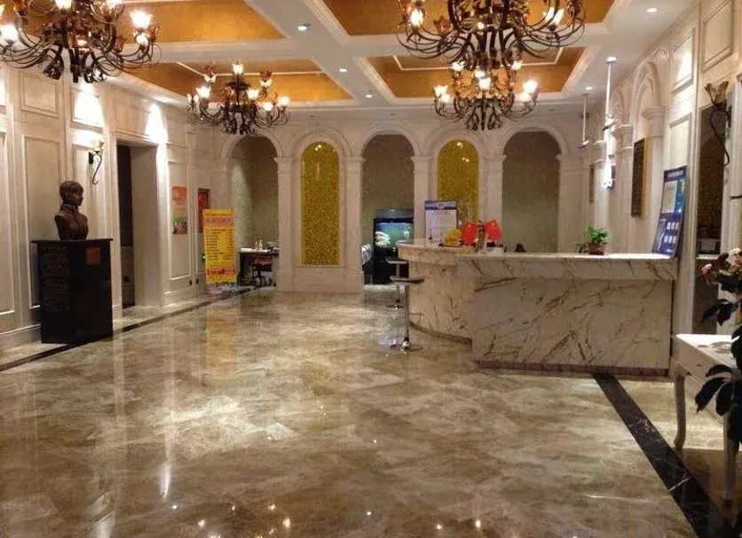 Hall Foto