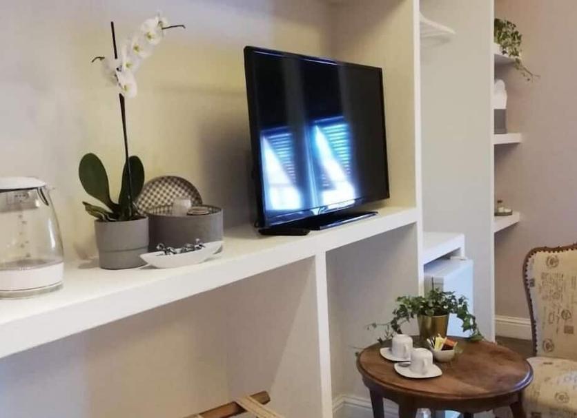 Comodidade do quarto Foto