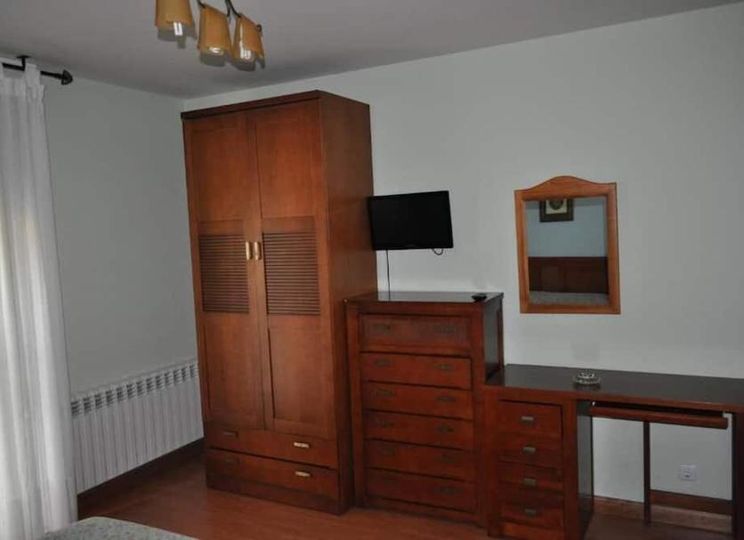 Comodidade do quarto Foto