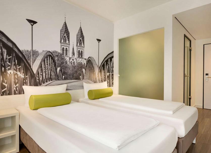 Quarto Foto