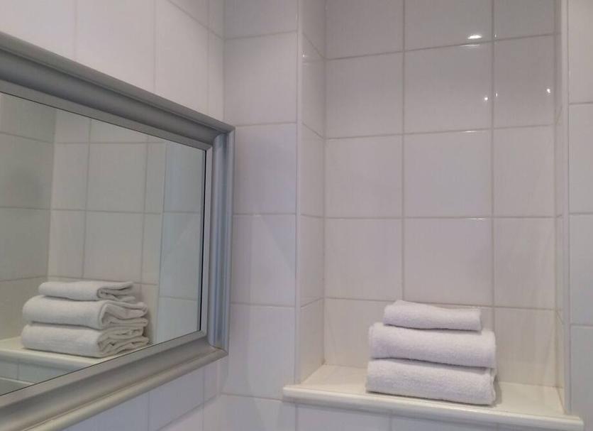 Comodidade do quarto Foto