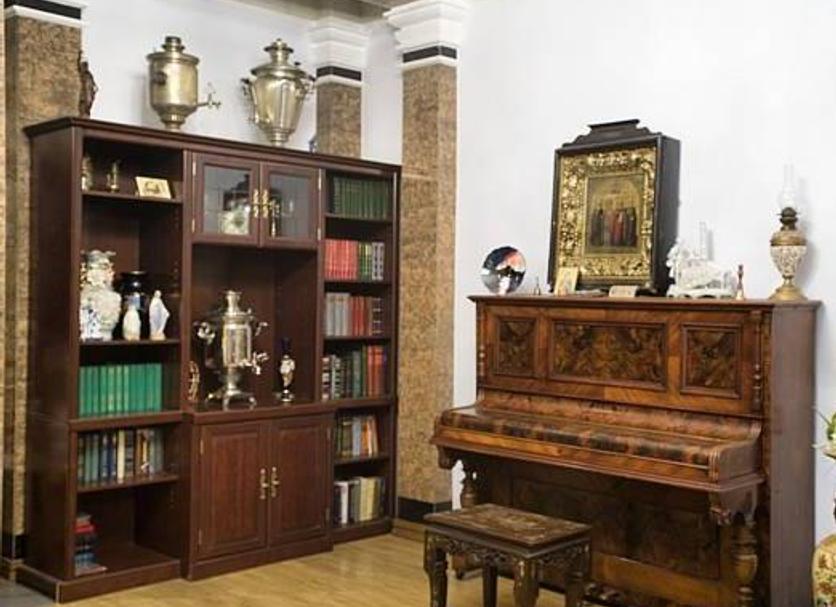 Comodidade do quarto Foto