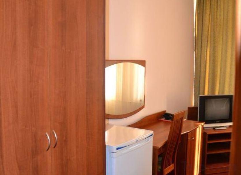 Comodidade do quarto Foto