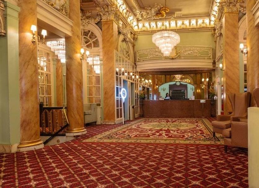Hall Foto