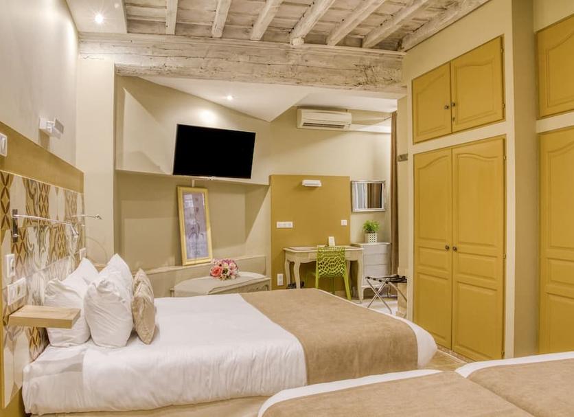 Quarto Foto