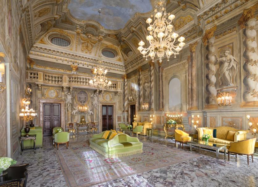 Hall Foto