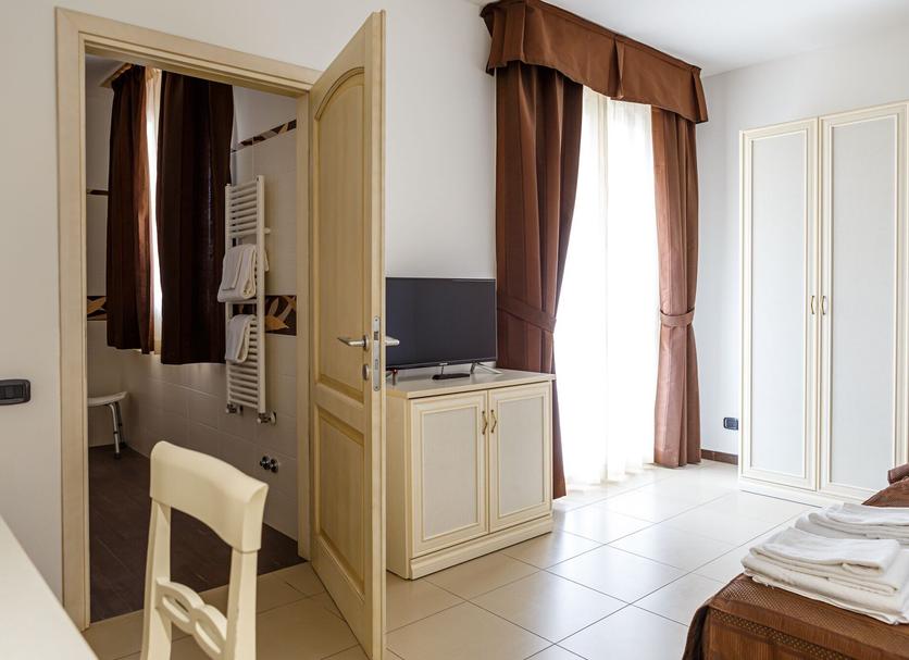 Comodidade do quarto Foto