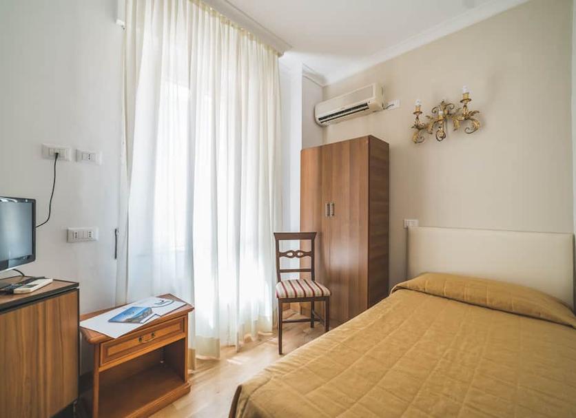 Quarto Foto