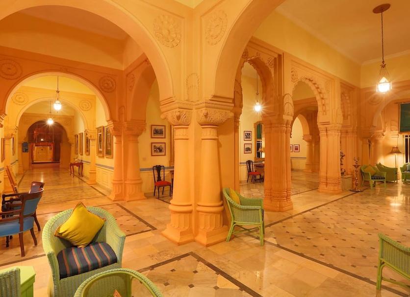 Hall Foto