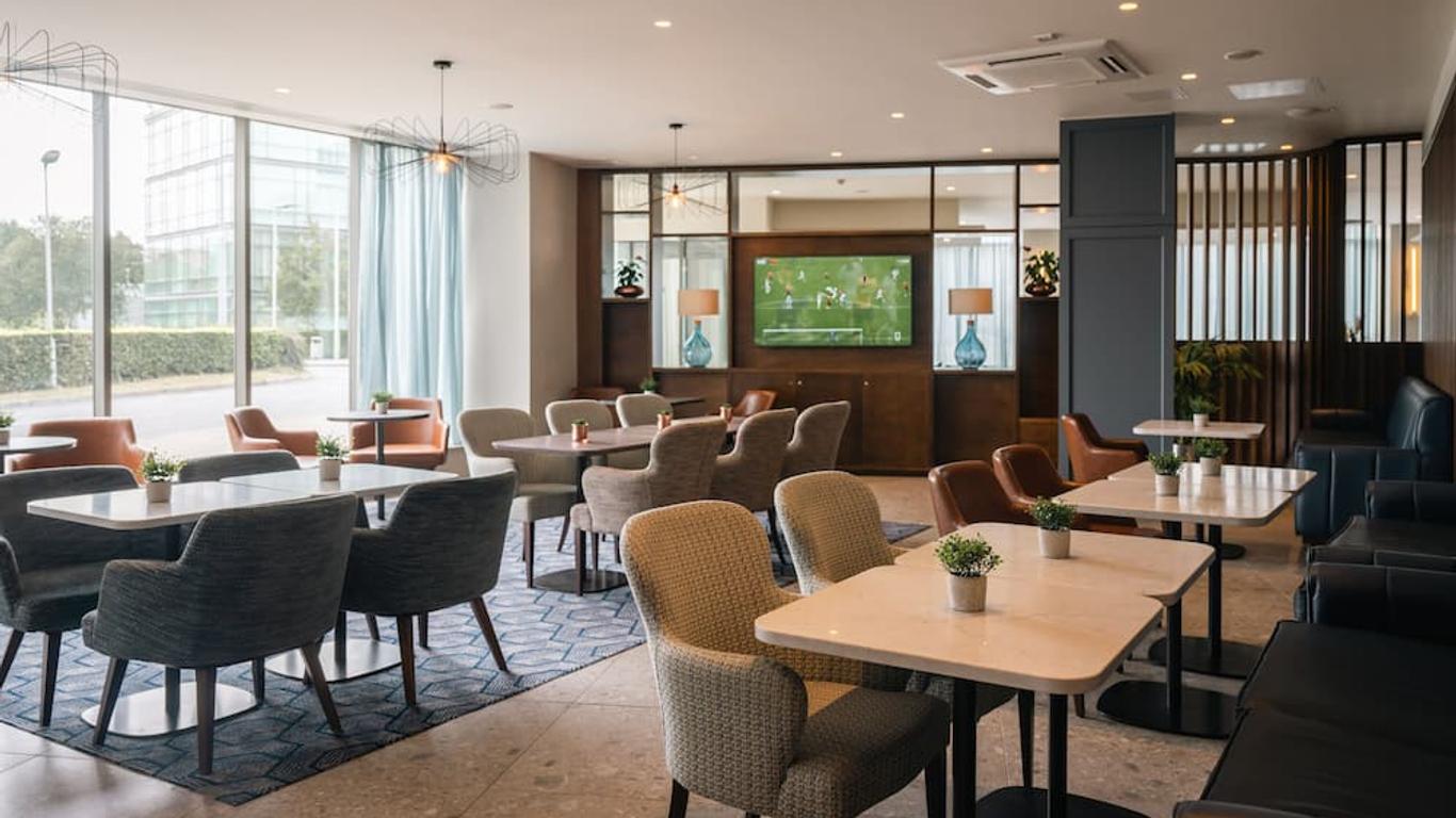 Aspect Hotel Park West