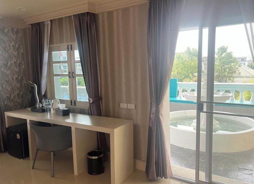 Comodidade do quarto Foto