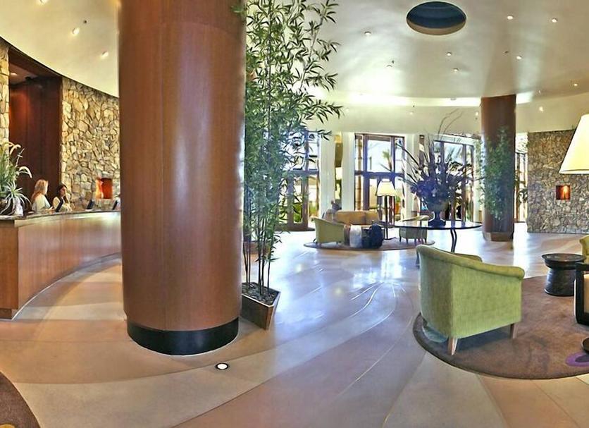Hall Foto