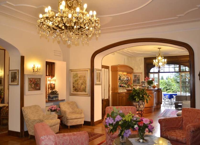 Hall Foto