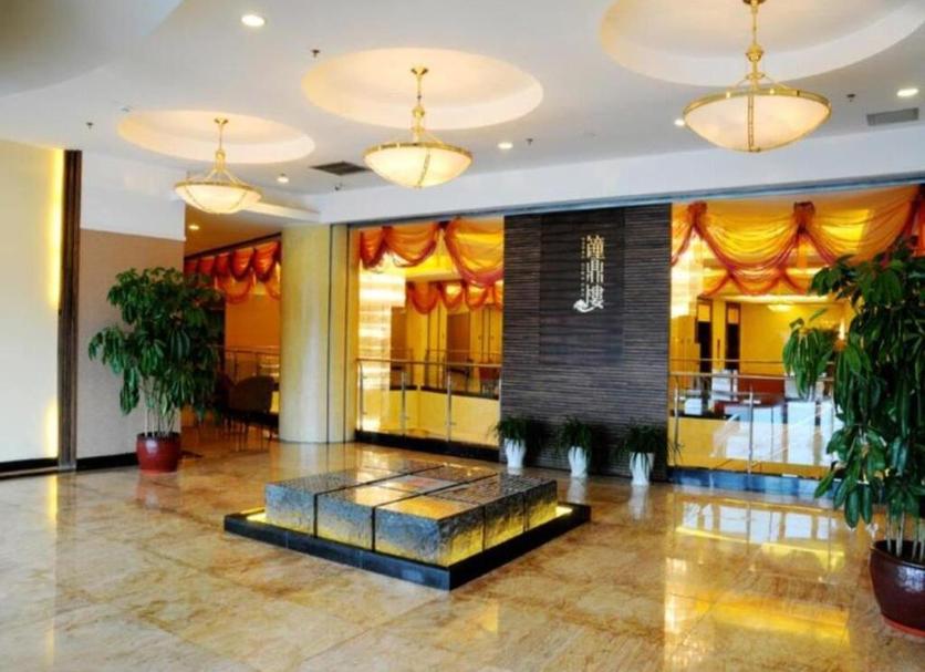 Hall Foto