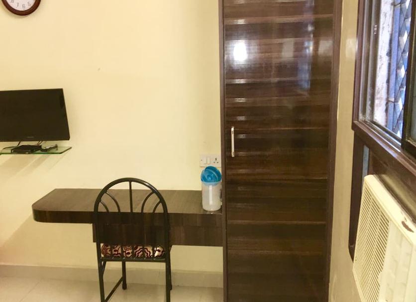 Comodidade do quarto Foto