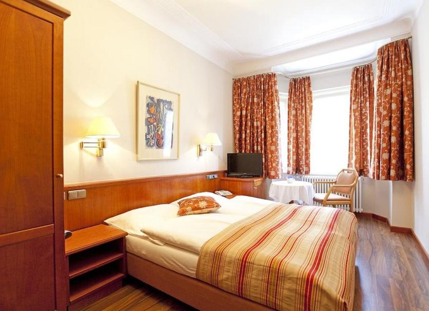 Quarto Foto