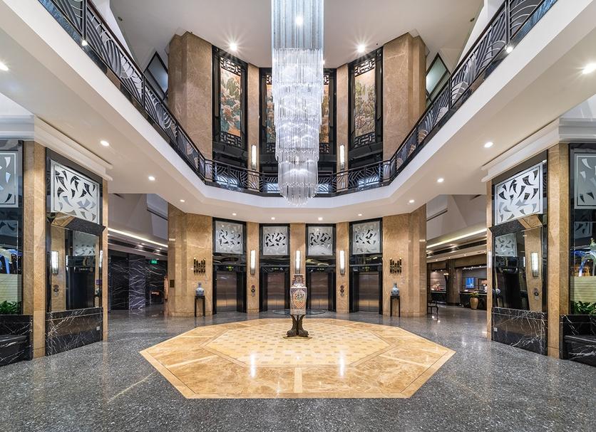 Hall Foto