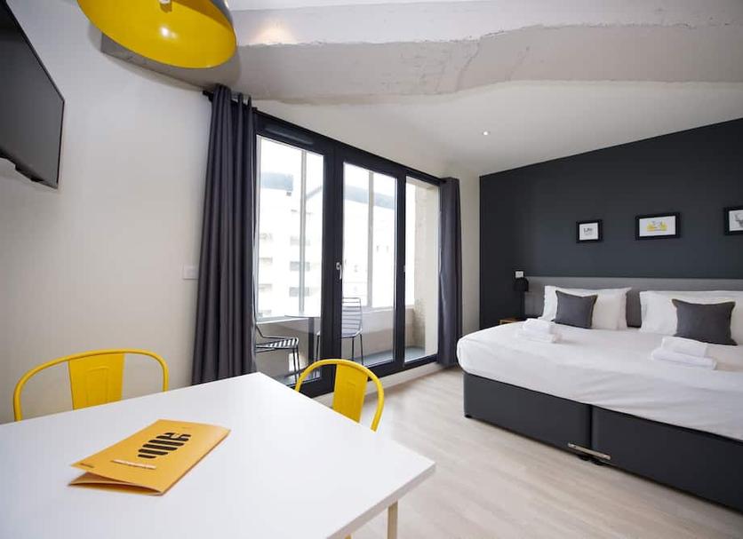 Quarto Foto