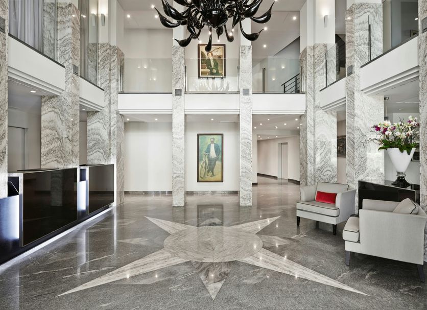 Hall Foto