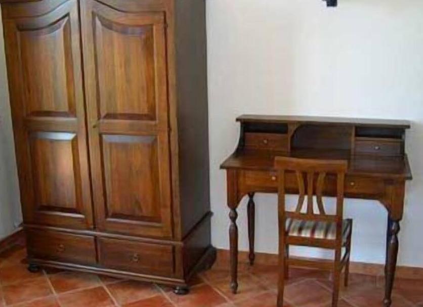 Comodidade do quarto Foto