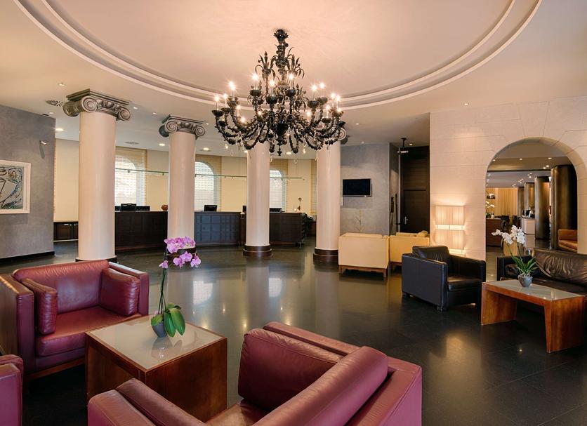 Hall Foto