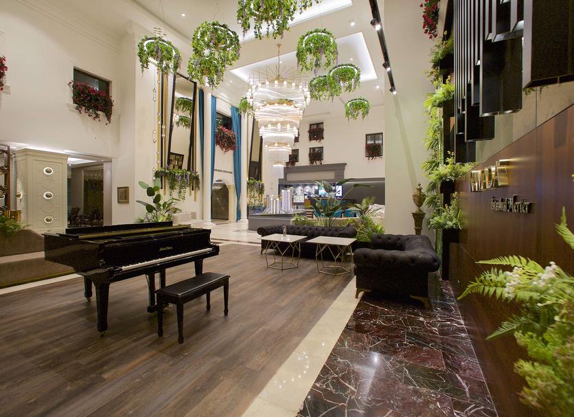 Hall Foto