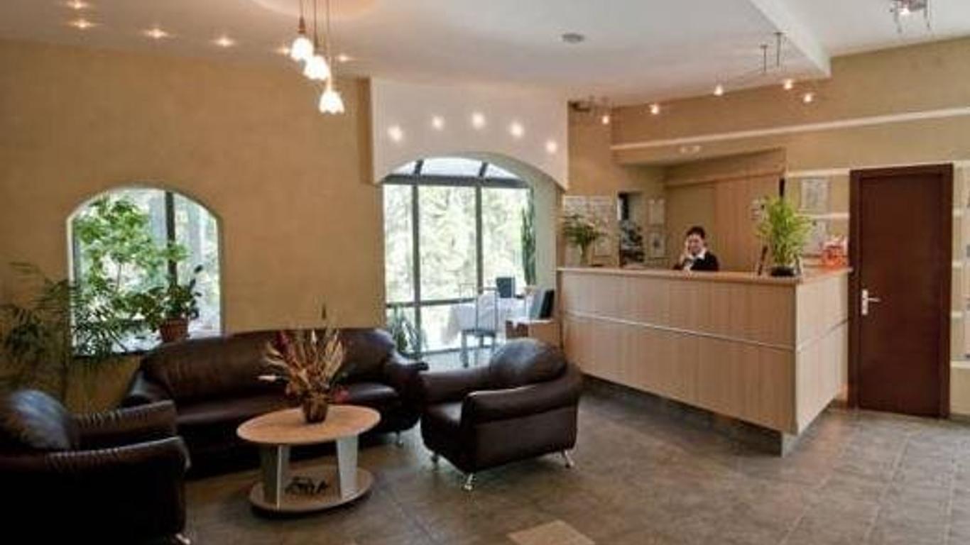 Hotel Marami