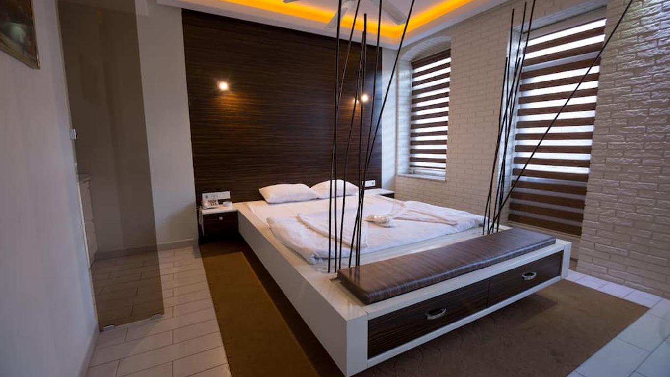 Elemet Taksim Suites