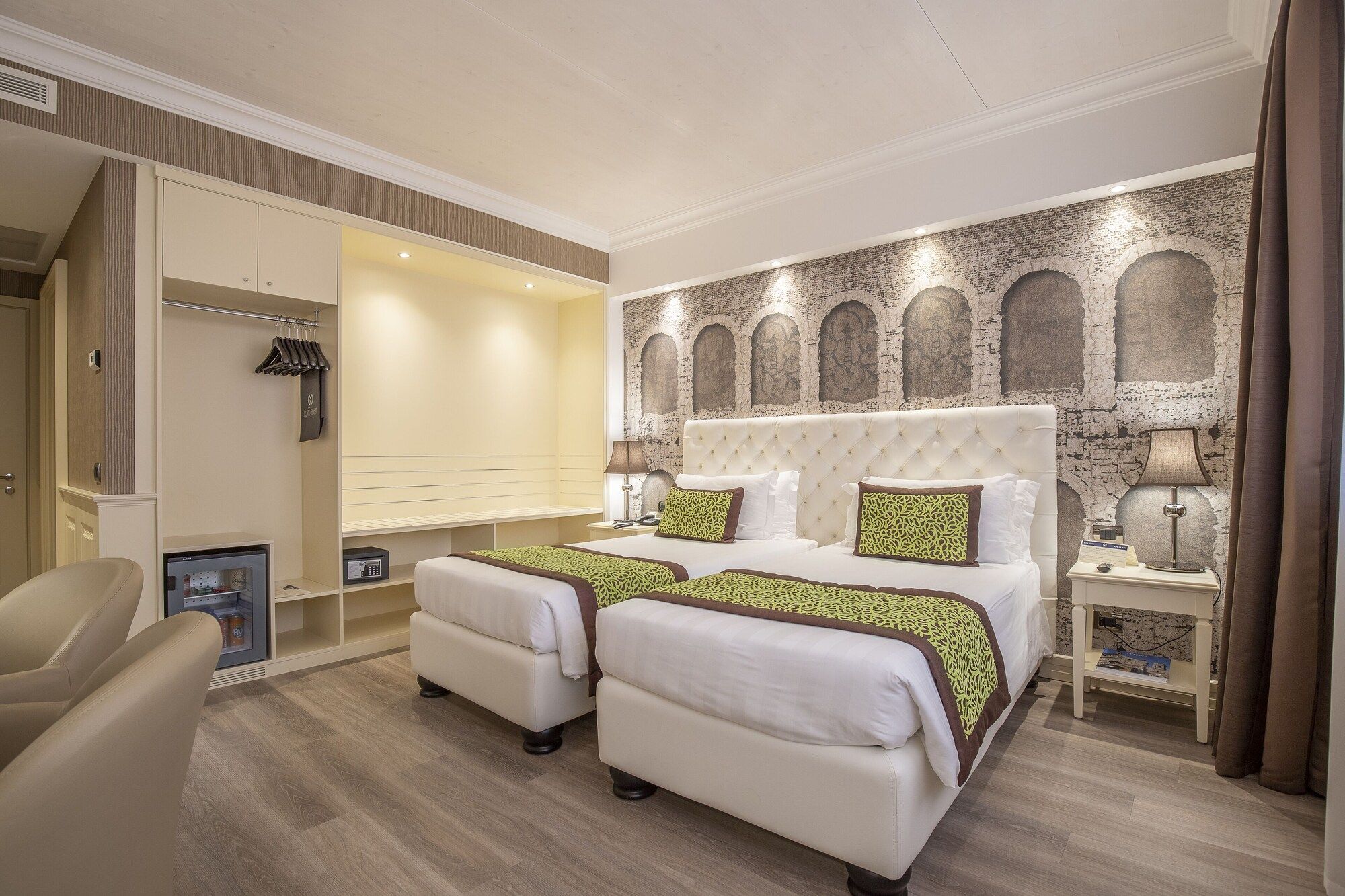 Quarto Foto