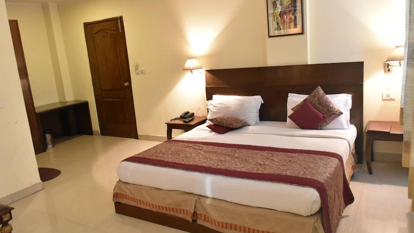 Hotel Lohias Delhi Airport