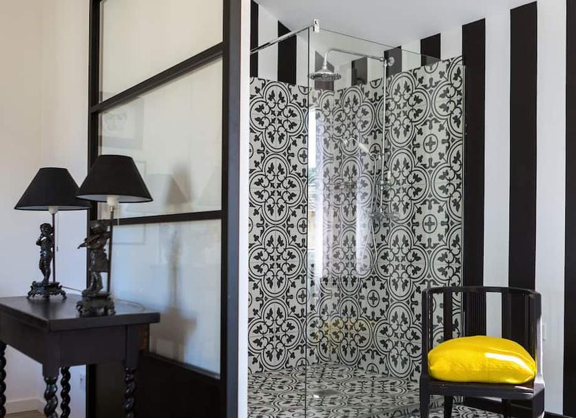 Comodidade do quarto Foto