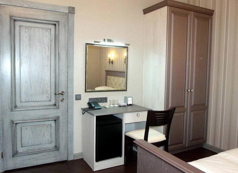 Comodidade do quarto Foto