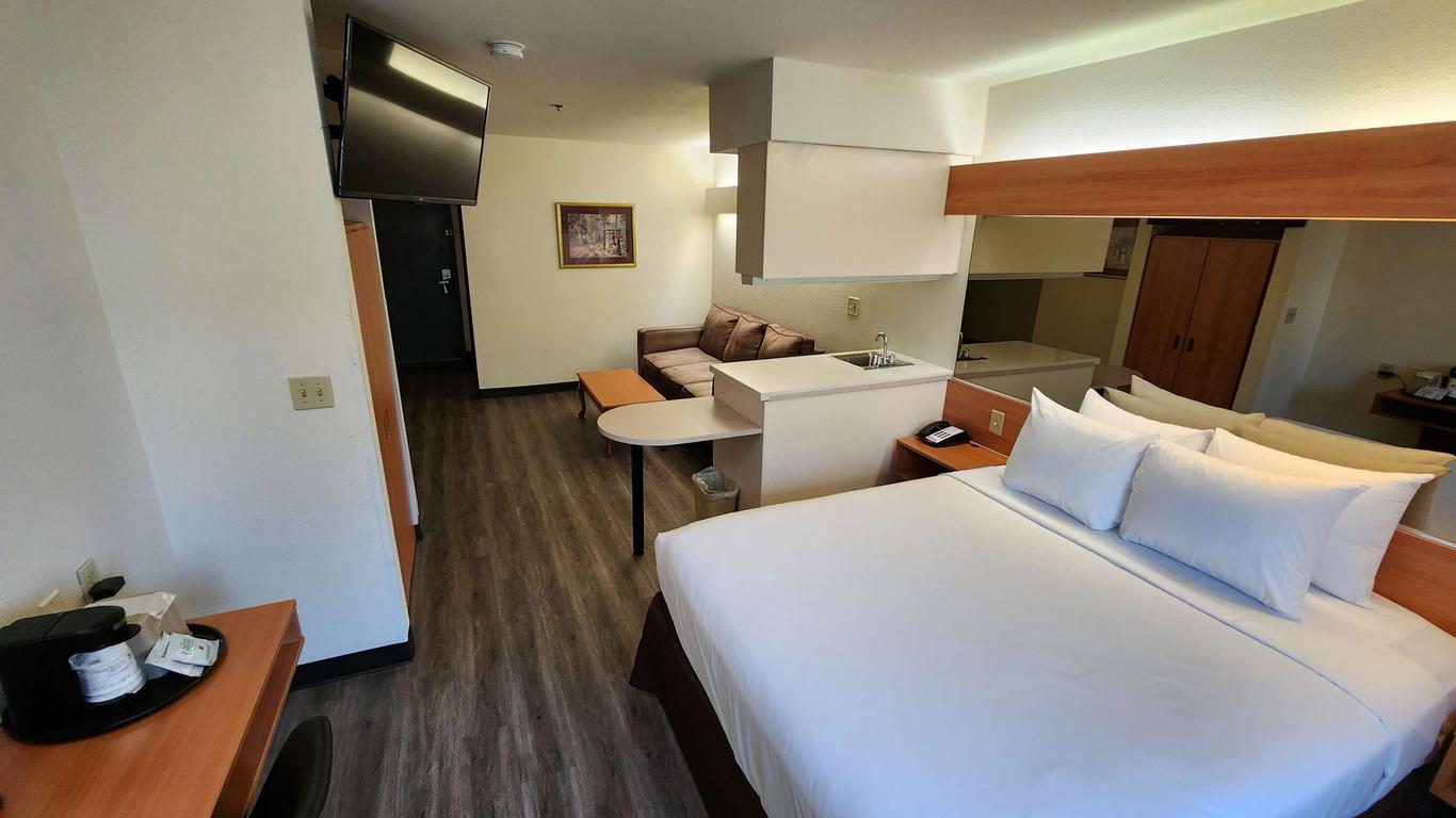 SureStay by Best Western Sacramento South Natomas