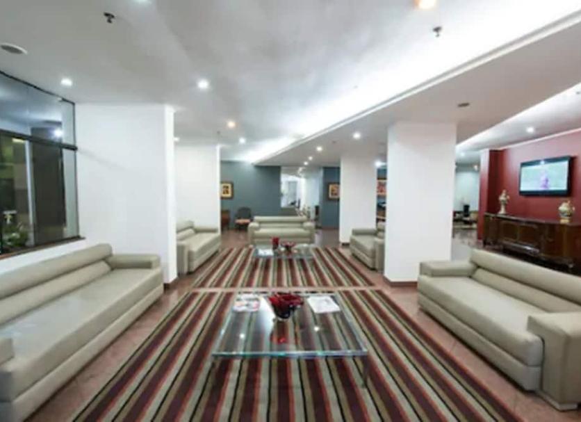 Hall Foto