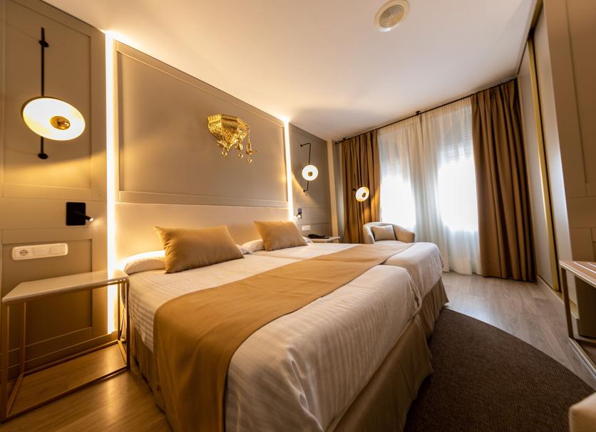 Quarto Foto