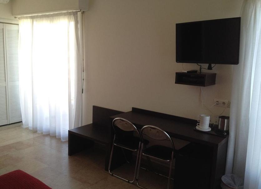 Comodidade do quarto Foto