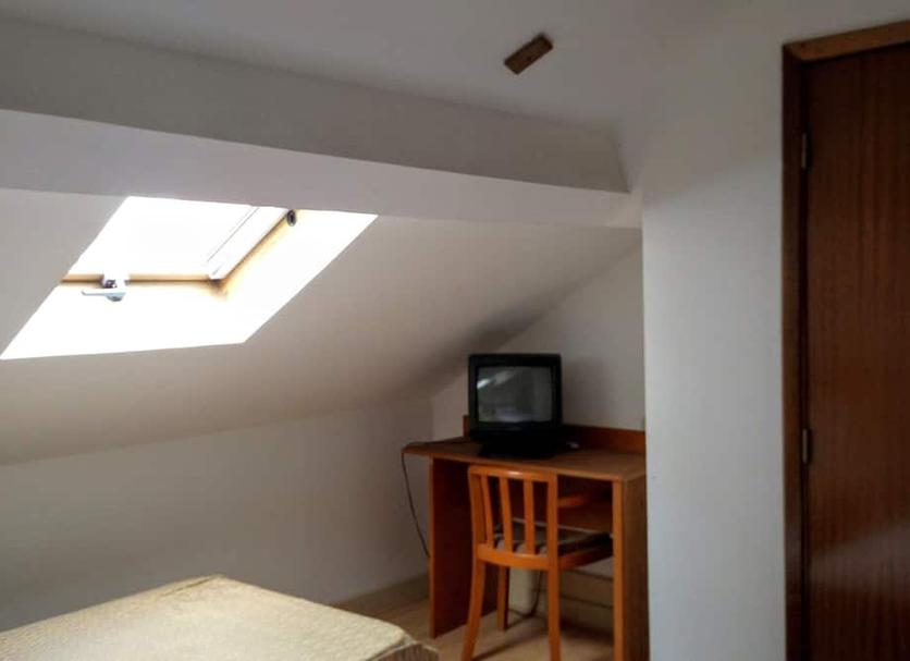 Comodidade do quarto Foto