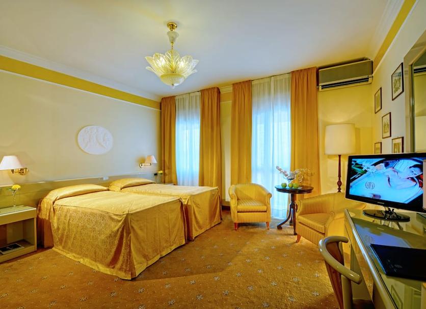 Quarto Foto