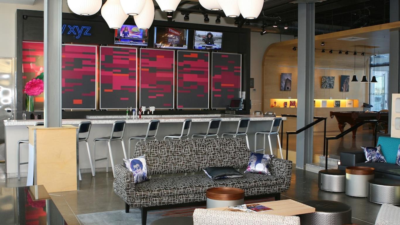Aloft Buffalo Airport