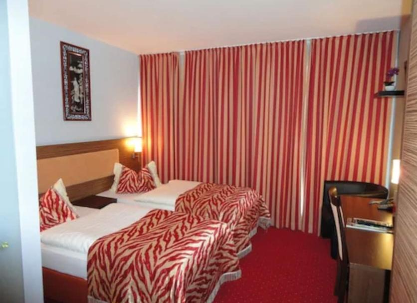 Quarto Foto