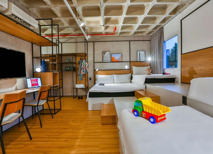 Quarto Foto