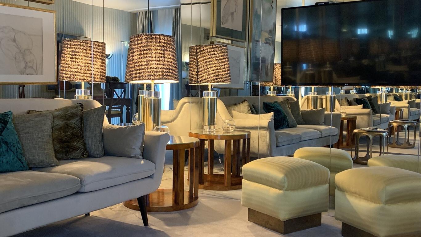 Carmo's Boutique Hotel