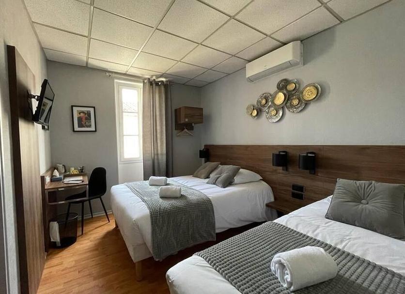 Quarto Foto